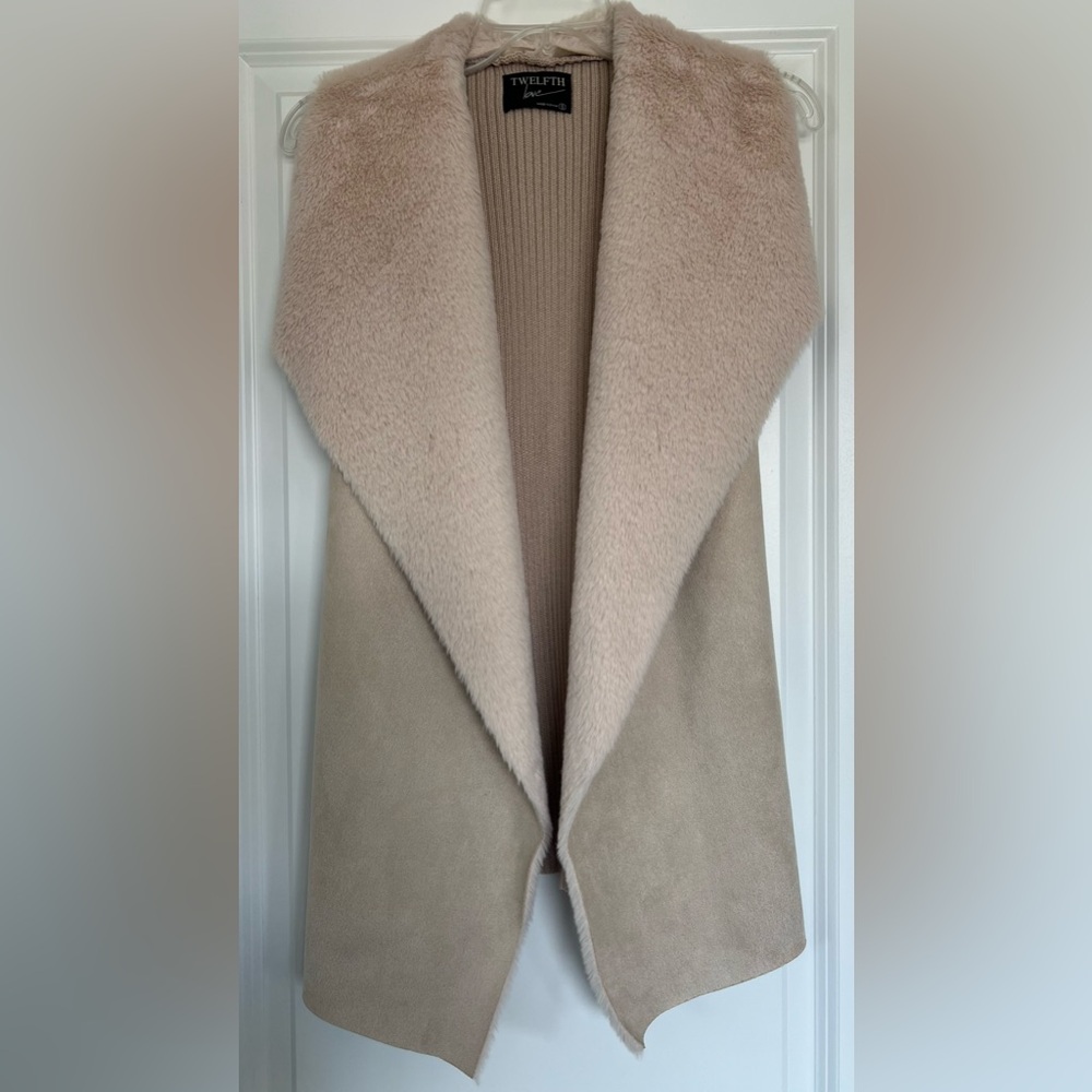 Twelfth Love Beige Faux Fur and Suede Vest (size small)